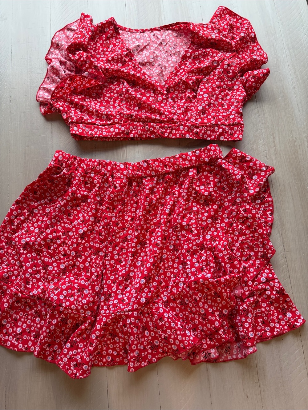 SHEIN Red Floral Ruffle Two-Piece Set